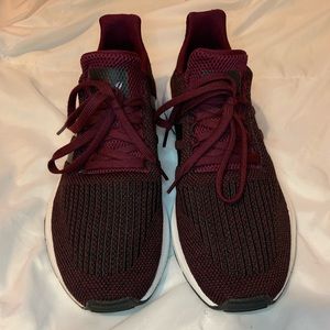 Adidas Swift Run (MENS)